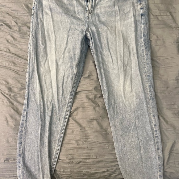 American Eagle Outfitters Blue Straight Leg Jeans - Picture 1 of 3